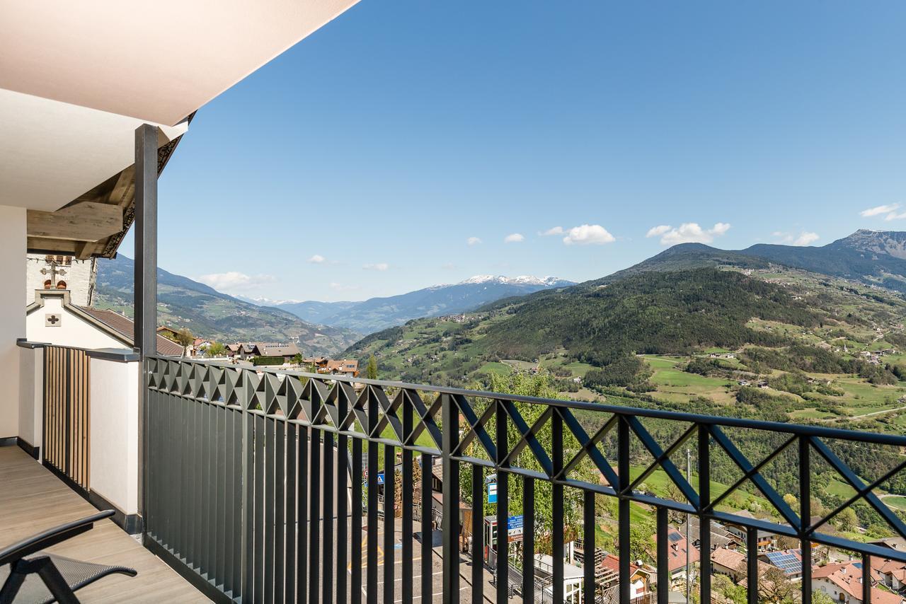 Hotel Roesslwirt Barbiano  Exterior foto